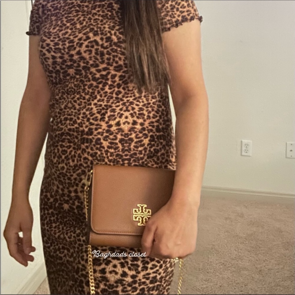 Tory Burch britten chain Crossbody wallet - Picture 15 of 15